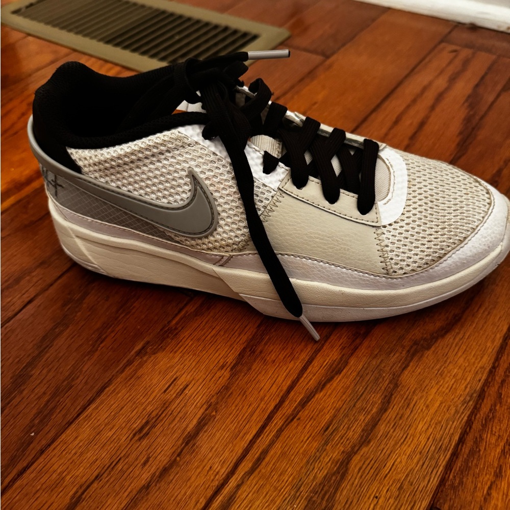 Nike youth basketball shoes